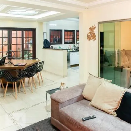 Rent this 3 bed house on Rua Nélson Bersamim in Cidade Patriarca, São Paulo - SP