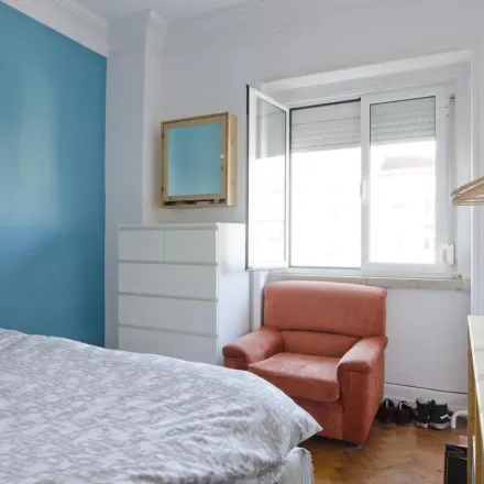 Rent this 5 bed apartment on Avenida de Roma 20 in 1000-143 Lisbon, Portugal