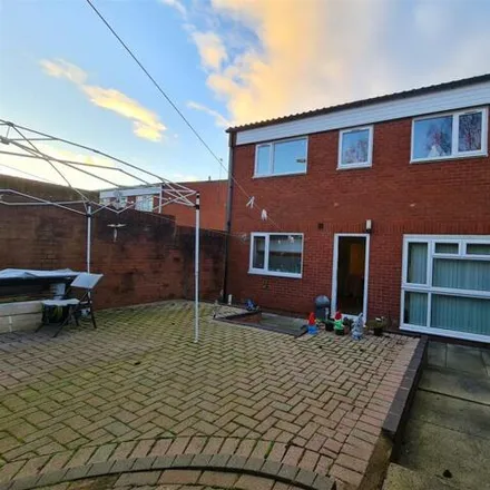 Buy this 3 bed house on Calder in Tamworth, B77 4DW