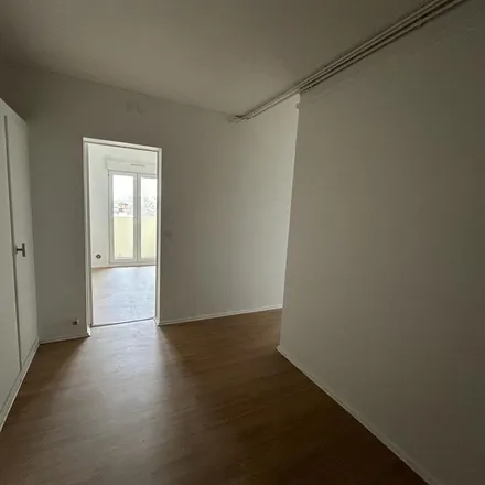 Image 9 - 67 Avenue Roger Salengro, 68100 Mulhouse, France - Apartment for rent
