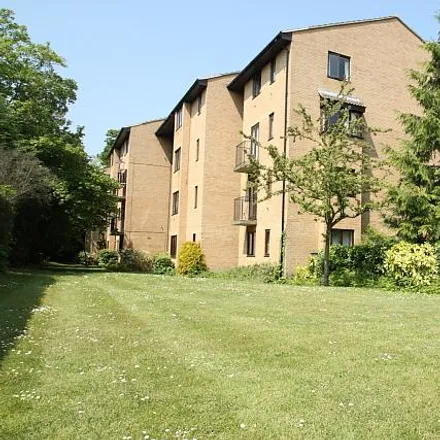 Rent this 1 bed apartment on The Rowans in Horsell, GU22 7ST