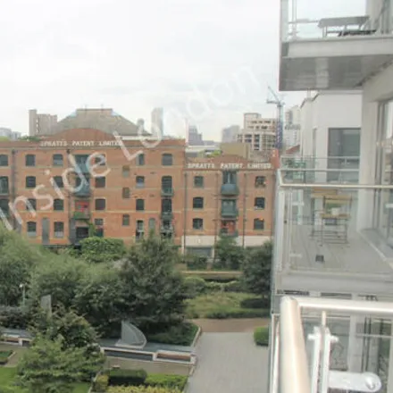 Image 3 - Alboran Apartments, 1 Seven Sea Gardens, London, E3 3GU, United Kingdom - Apartment for sale