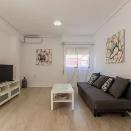 Image 8 - Carrer d'en Vicent Guillot "Tio Bola", 46011 Valencia, Spain - Apartment for rent