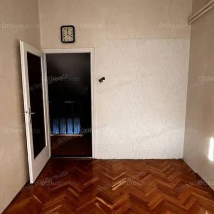 Rent this 4 bed apartment on Metropol üzletház in Nyíregyháza, Luther utca 1