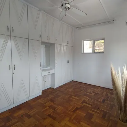 Image 2 - Ebor Avenue, Bulwer, Durban, 4001, South Africa - Apartment for rent