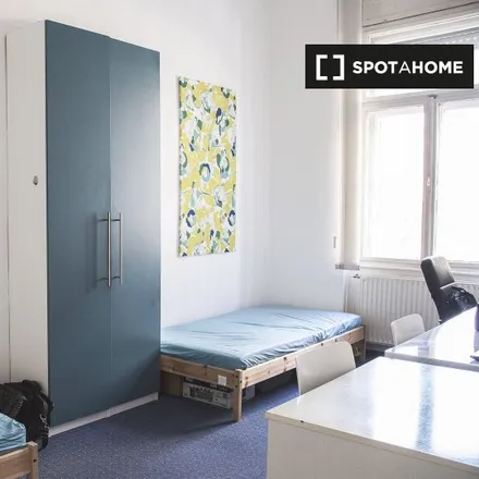 Rent this 8 bed room on Citychange in Budapest, Blaha Lujza téri aluljáró