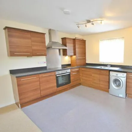 Image 2 - Whytehall Court, Oakland Avenue, Long Eaton, NG10 3LX, United Kingdom - Room for rent