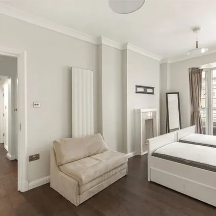 Image 8 - Hyatt Regency London, 30 Portman Square, London, W1H 7BH, United Kingdom - Apartment for rent