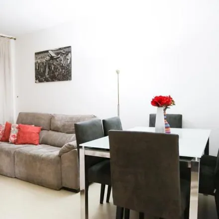 Rent this 2 bed apartment on Edifício San Martin in Rua Doutor Nogueira Martins 420, Vila da Saúde