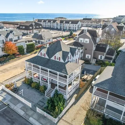 Image 2 - 102 New Jersey Avenue, Point Pleasant Beach, NJ 08742, USA - House for sale