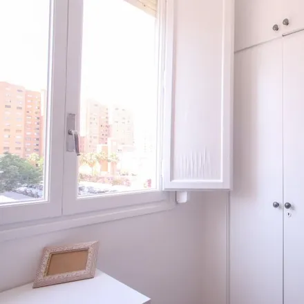 Image 5 - Carrer de José María Haro (Magistrat), 46022 Valencia, Spain - Room for rent