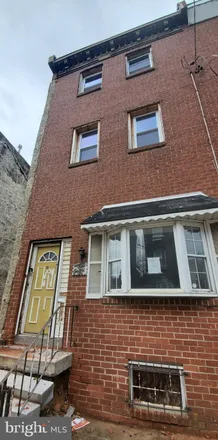 Buy this 6 bed townhouse on 2126 North 20th Street in Philadelphia, PA 19121