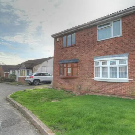 Buy this 2 bed duplex on Stoneywell Road in Leicester, LE4 1AT