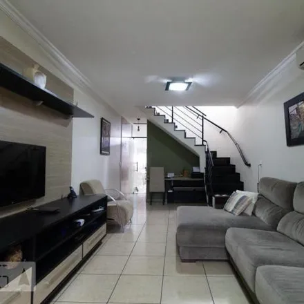 Buy this 3 bed house on Rua Padre Otto Maria in Vila Formosa, São Paulo - SP