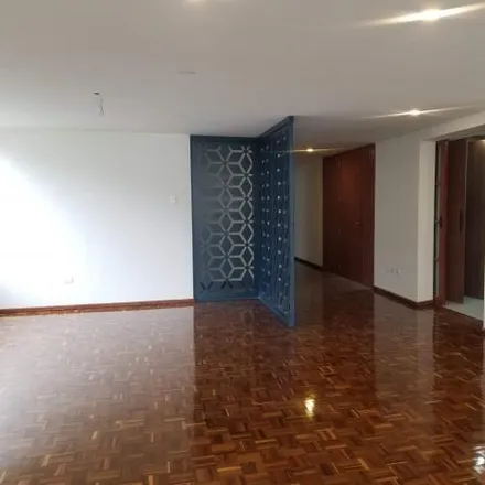 Rent this 3 bed apartment on CGB Satelital in Pasaje los Naranjos N35a N10-13, 170504
