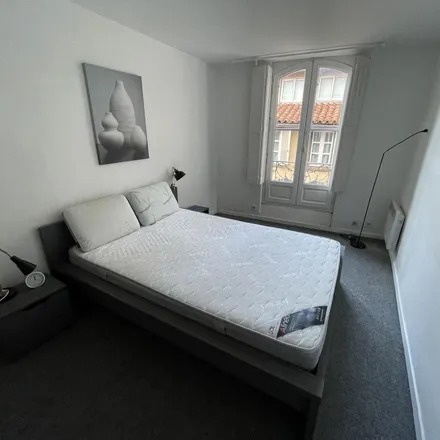 Rent this 2 bed apartment on Hôpital Hôtel-Dieu Saint-Jacques in Pont Neuf, 31300 Toulouse