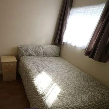 Rent this 1 bed room on The Welford Centre in 113 Chalkhill Road, London