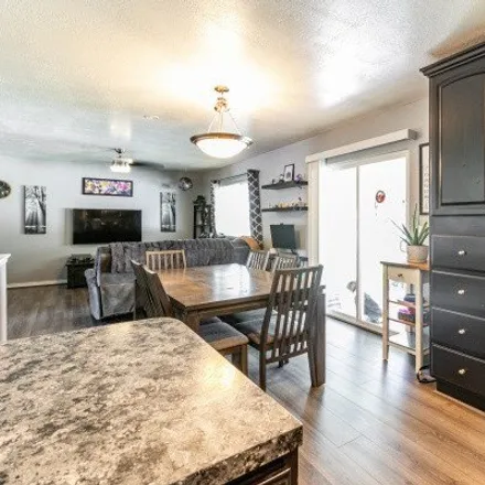 Image 4 - 1023 North 3575 West, Layton, UT 84041, USA - House for sale