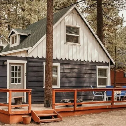 Buy this 4studio house on 41205 Lahontan Drive in Big Bear Lake, CA 92314