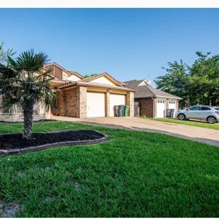 Buy this 3 bed house on 6516 Topaz Drive in Arlington, TX 76001
