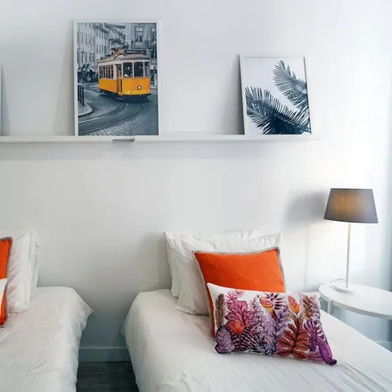 Image 2 - Queluz, Lisbon, Portugal - Apartment for rent