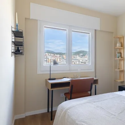 Rent this 6 bed room on Fêrrum in Carrer de Còrsega, 08001 Barcelona