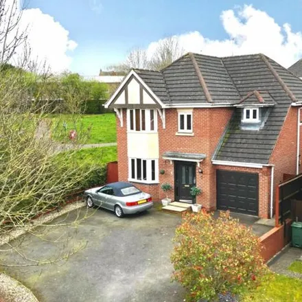Buy this 4 bed house on Merlin Close in Rothley, Leicestershire