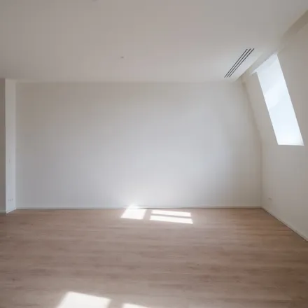 Rent this 1 bed apartment on Pakhuis in Schuurkenstraat 4, 9000 Ghent