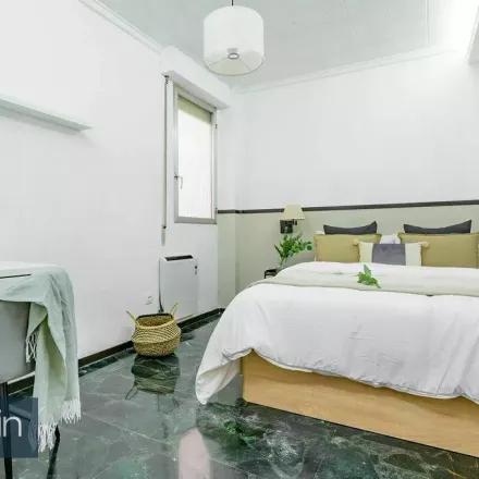 Rent this studio room on Carrer de Sogorb in 9, 46002 Valencia