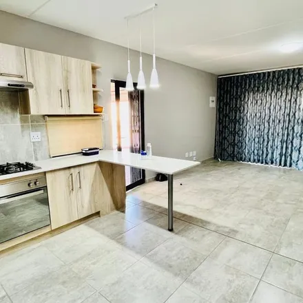 Image 7 - Ermelo Road, Blancheville, eMalahleni, 1042, South Africa - Townhouse for rent