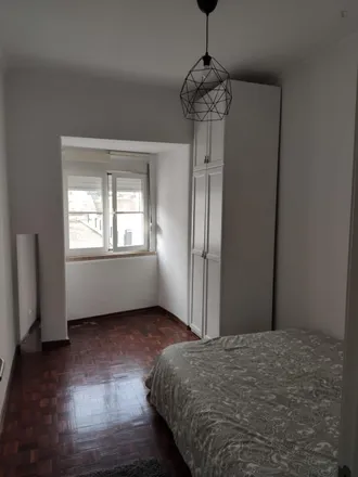 Image 2 - Rua do Mirador, 1300-481 Lisbon, Portugal - Apartment for rent