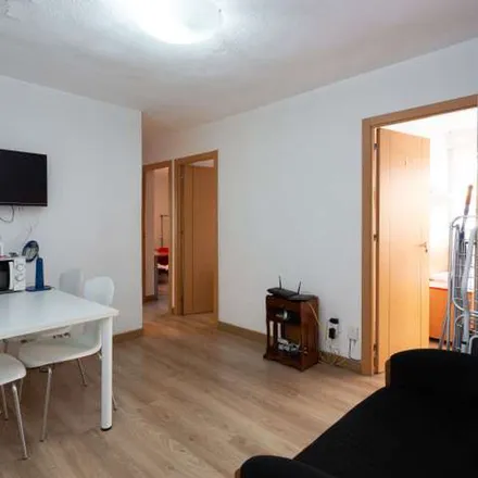 Rent this 4 bed apartment on Calle Amapola in 2, 28903 Getafe
