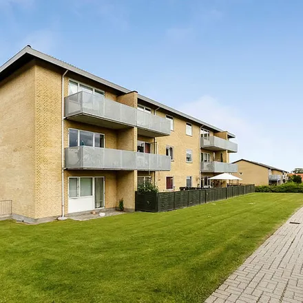 Rent this 4 bed apartment on Solbakken 13 in 9560 Hadsund, Denmark