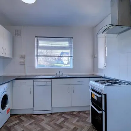 Image 7 - Youens Road, High Wycombe, HP12 4RW, United Kingdom - Duplex for rent