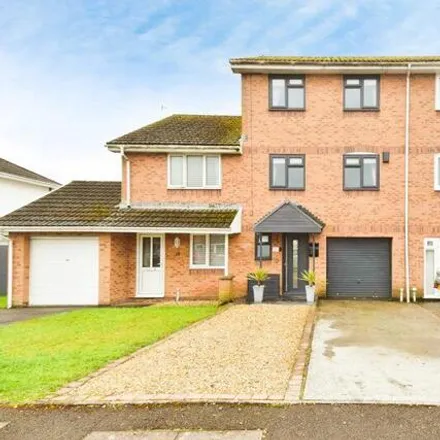 Buy this 3 bed townhouse on Sandpiper Road in Llanelli, SA15 4SH