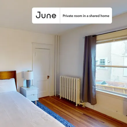 Rent this 5 bed room on 703-705 Washington Street