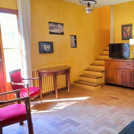 Rent this 9 bed house on Toulon in Var, France