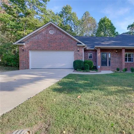 Buy this 3 bed house on 9 Kendal Drive in Bella Vista, AR 72714