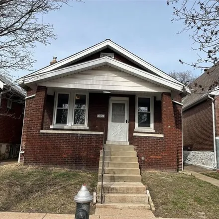 Buy this 2 bed house on 4361 Itaska Street in St. Louis, MO 63116