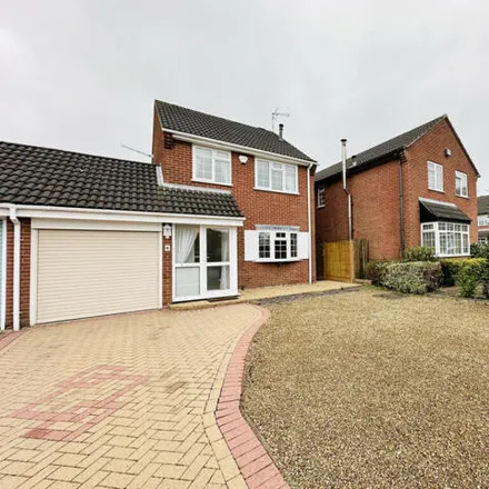 Buy this 3 bed house on Freer Close in Whetstone, LE8 4FX