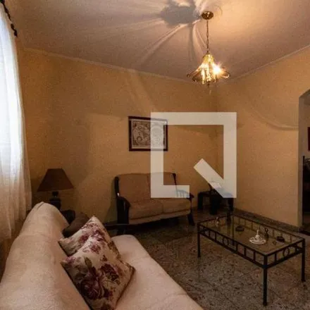 Rent this 4 bed house on 6 in Rua Rússia, Jardim Europa