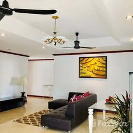 Rent this 3 bed apartment on Levi Pub in Boonsampan 9, Nong Prue
