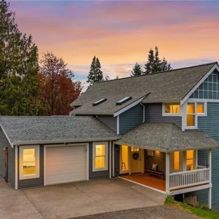 Buy this 4 bed house on 42 Maxview Drive in Bridgehaven, Port Ludlow
