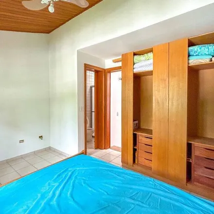 Rent this 2 bed house on Riviera de São Lourenço in Avenida da Riviera, Bertioga - SP