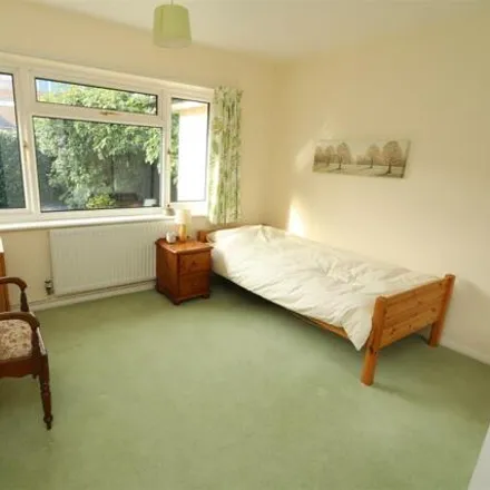 Image 7 - Willow Close, Brentwood, CM13 2NT, United Kingdom - House for sale