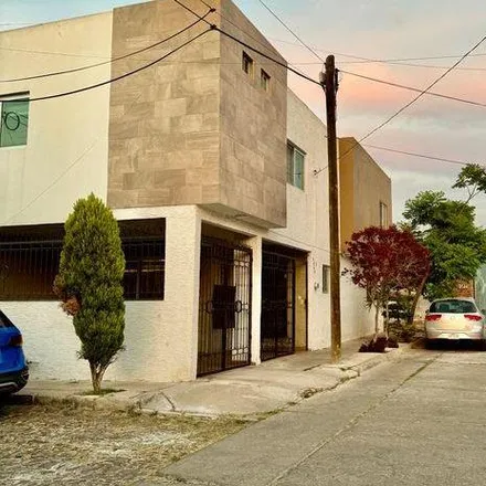 Rent this 3 bed house on unnamed road in 44824 Guadalajara, JAL