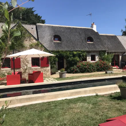 Rent this 4 bed house on 12 Rue des Courtils in 56730 Saint-Gildas-de-Rhuys, France