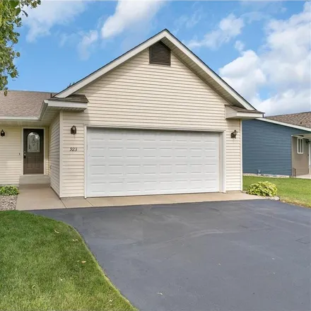 Buy this 3 bed house on 923 Savanna Avenue in St. Cloud, MN 56303