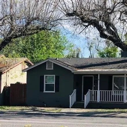 Buy this 2 bed house on 556 West Orangeburg Avenue in Aurora, Modesto