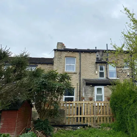 Buy this 1 bed townhouse on Church Lane in Huddersfield, HD5 9BX